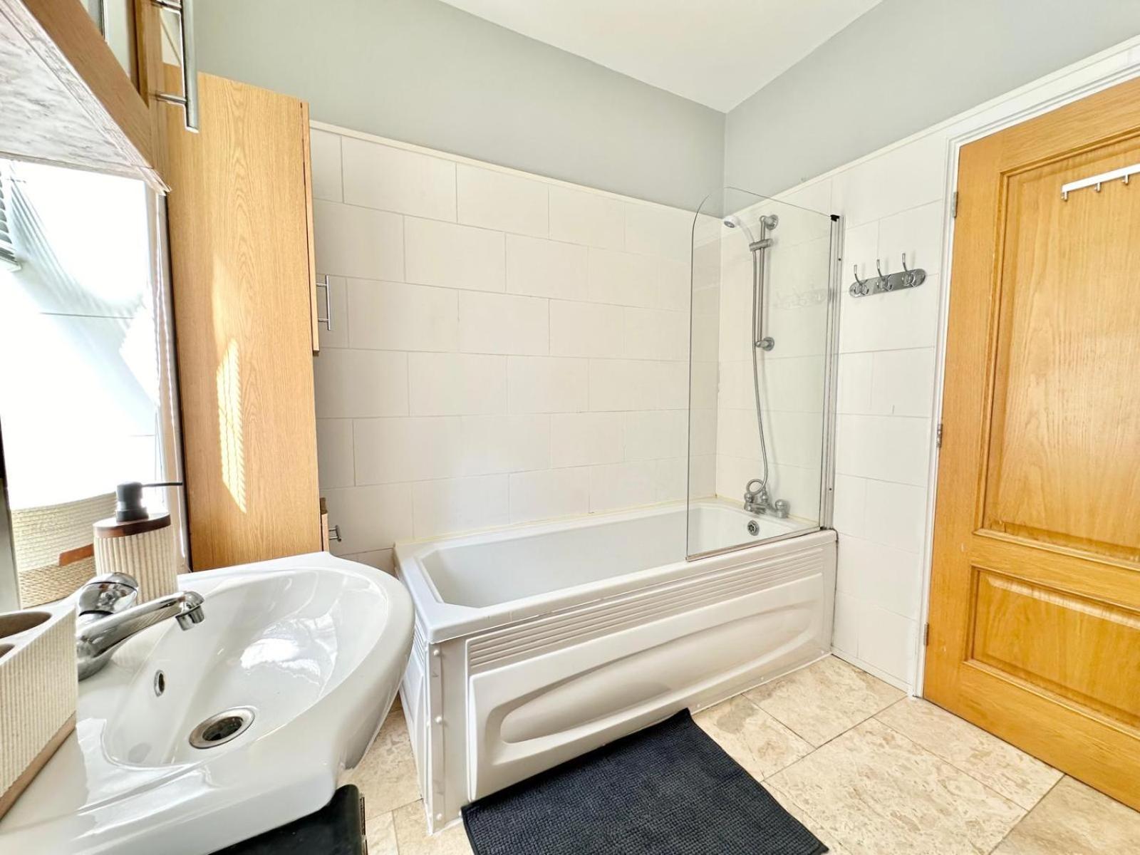 Regent'S Park One Bedroom Apartment Londra Exterior foto